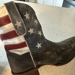 Roper Womens American Beauty Cowboy Boots  - Size 8-1/2